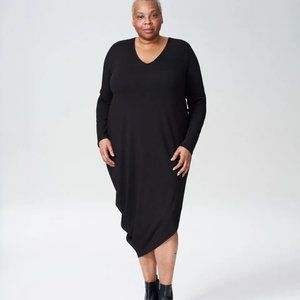 Long-Sleeve V-Neck Geneva Dress (M)